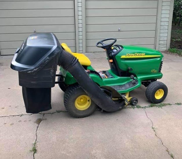 M144044 JOHN DEERE Replacement Belt