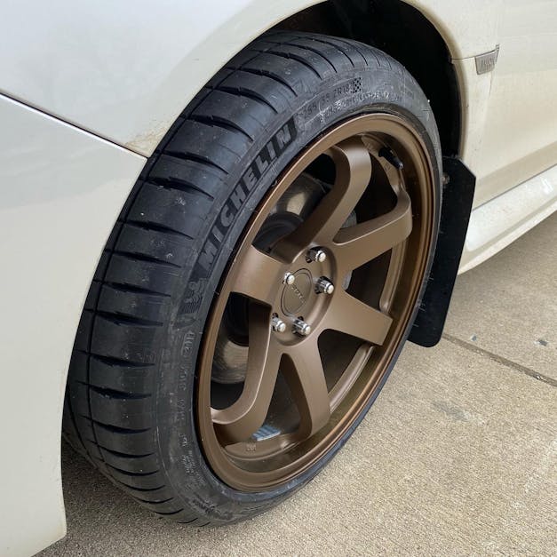 Rota Grid 18x9.5 +38 5x114