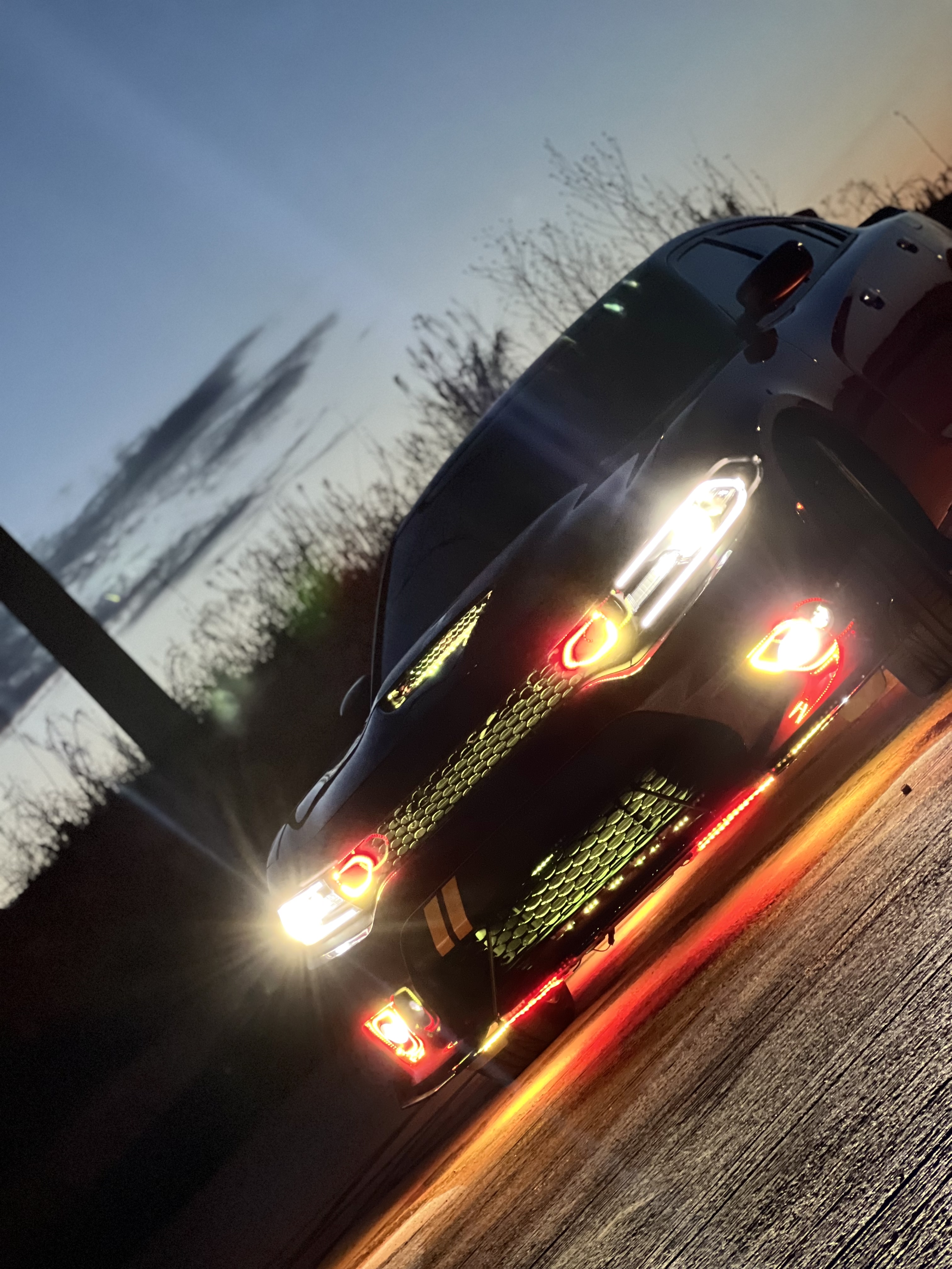 flum vape gio Lighting Trendz: Lighting Trendz 2015-2024 Dodge Charger Fog Outline Halo  LED Kit
