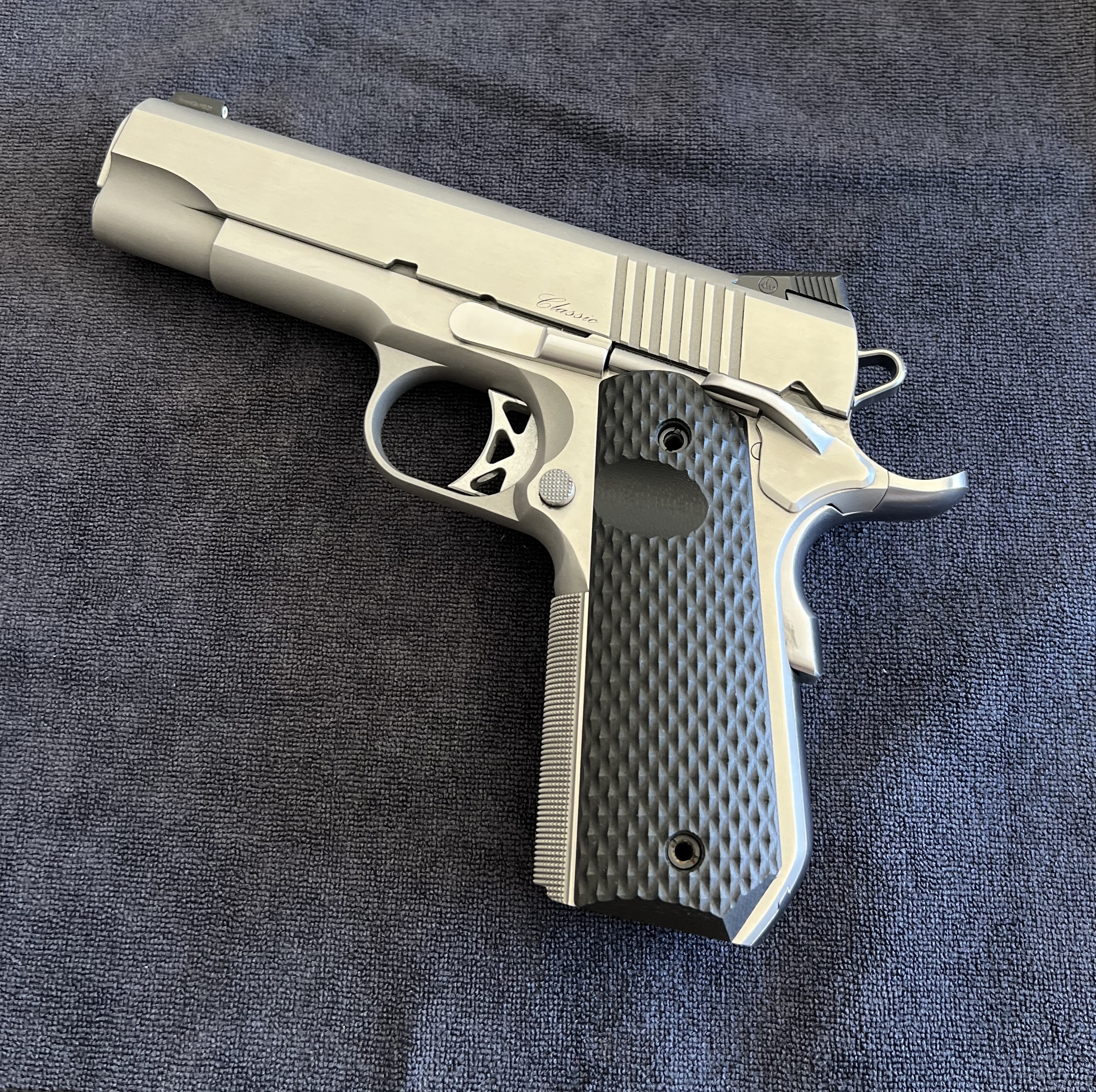 VZ Grips グリップパネル COLT ガバメント 1911用 VZ Recon