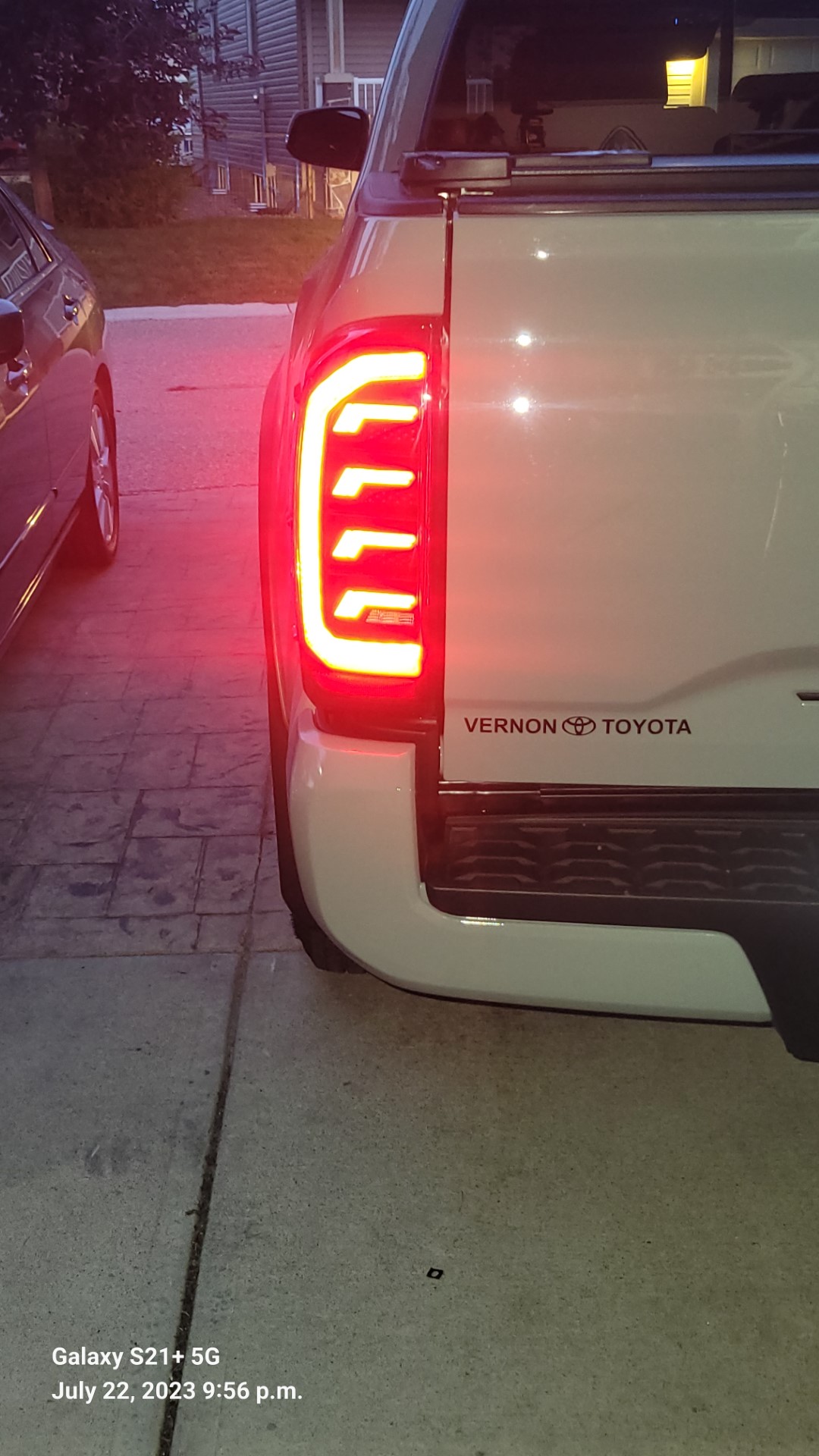 Pair Of TRD-Style Tail Lights For 2016-2021 Toyota Tacoma – Left & Right Direct Fit