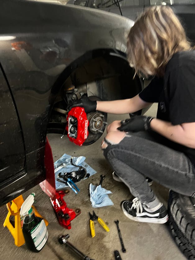 Subaru Red FHI Four-Pot/Two-Pot Brake Caliper Kit